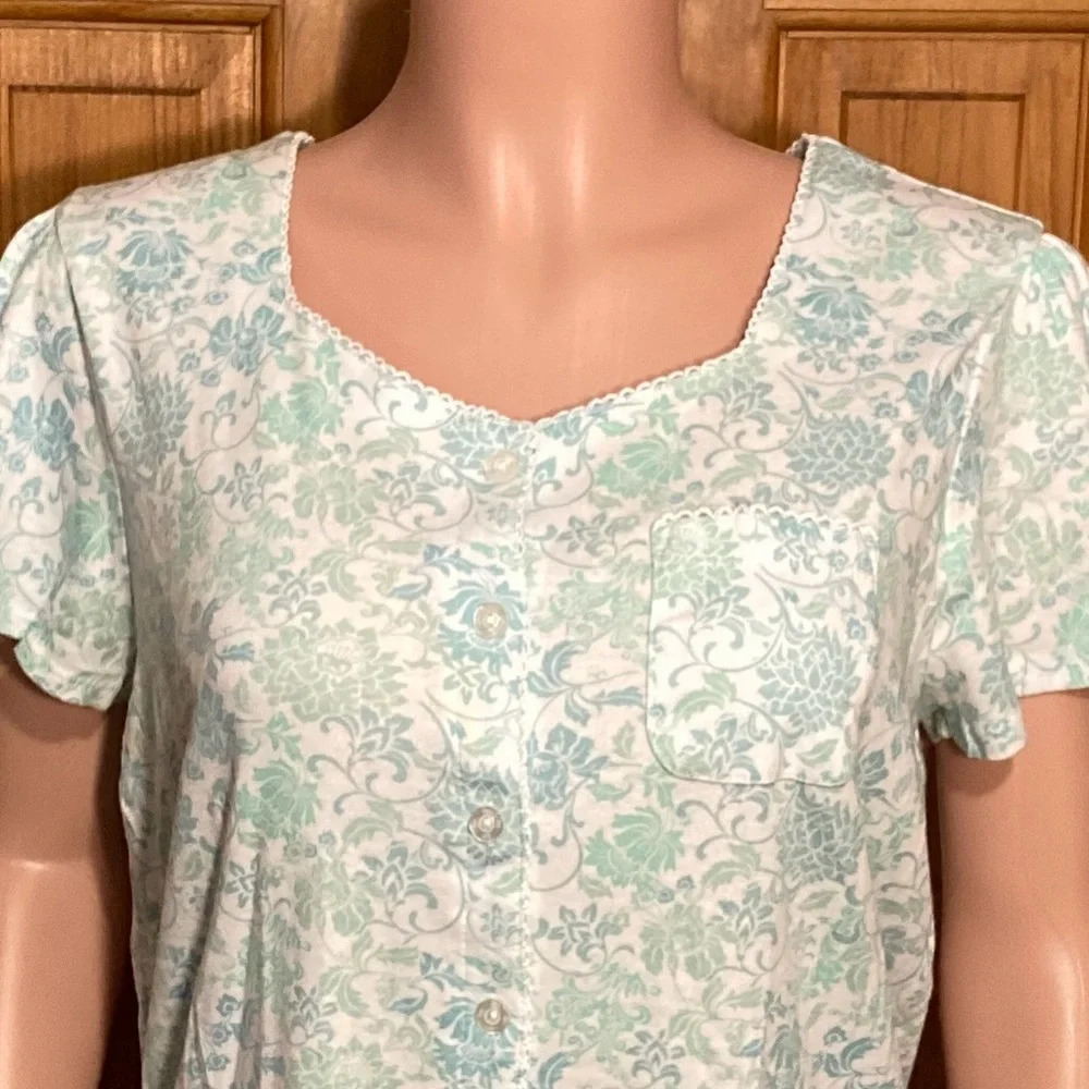 NWOT Vintage Karen Neuburger Pajama Top and Capri Set Size L